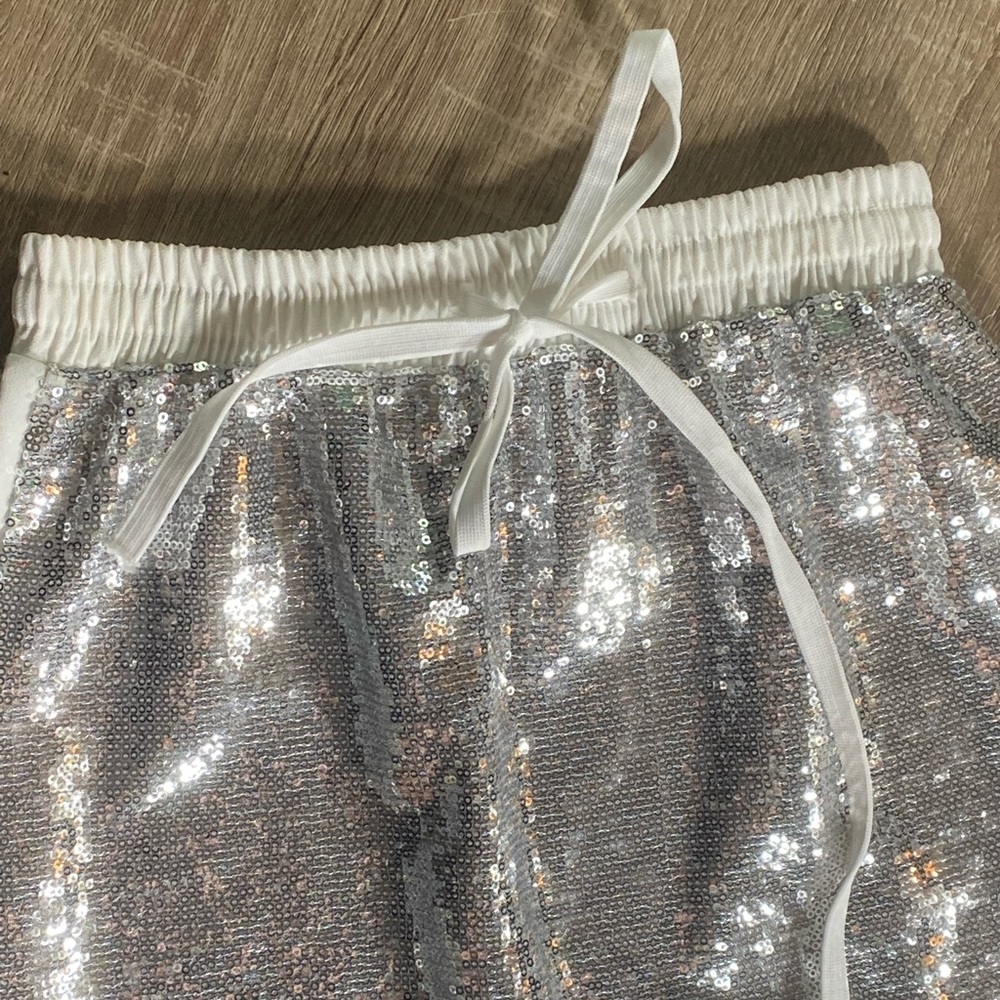 Forming Silver & White Drawstring Sequins Skirt - image 6
